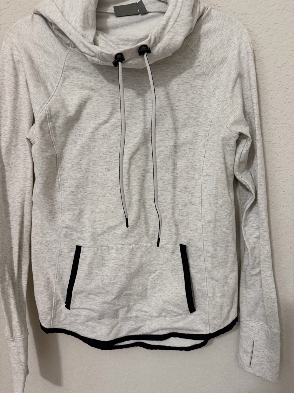Athleta Gray Cowl Neck Performance Hoodie Thumbholes Kangaroo Pocket Size Small - Picture 3 of 9